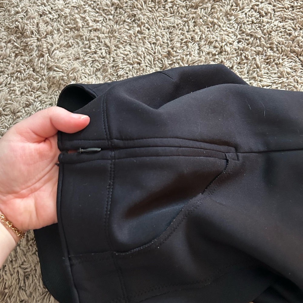 Athleta | Black Scuba Tech Fleece Lined Athletic Skirt - Picture 5 of 8